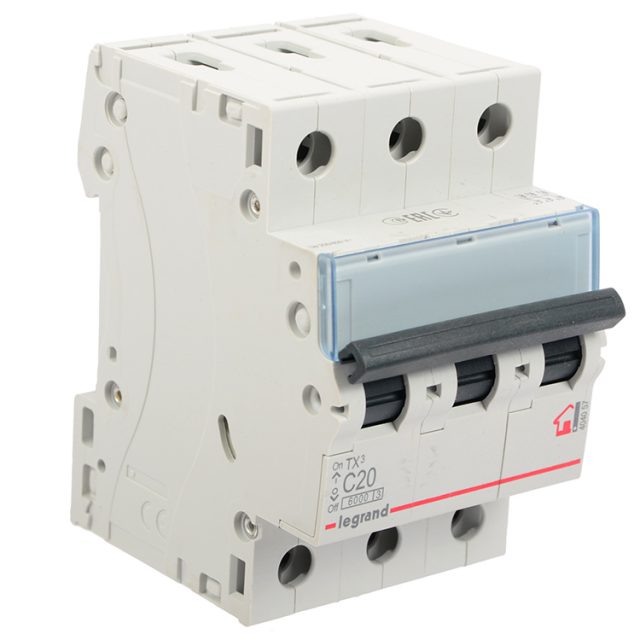Выключатель автоматический модульный Legrand TX3 404057 3п C 20А 6кА