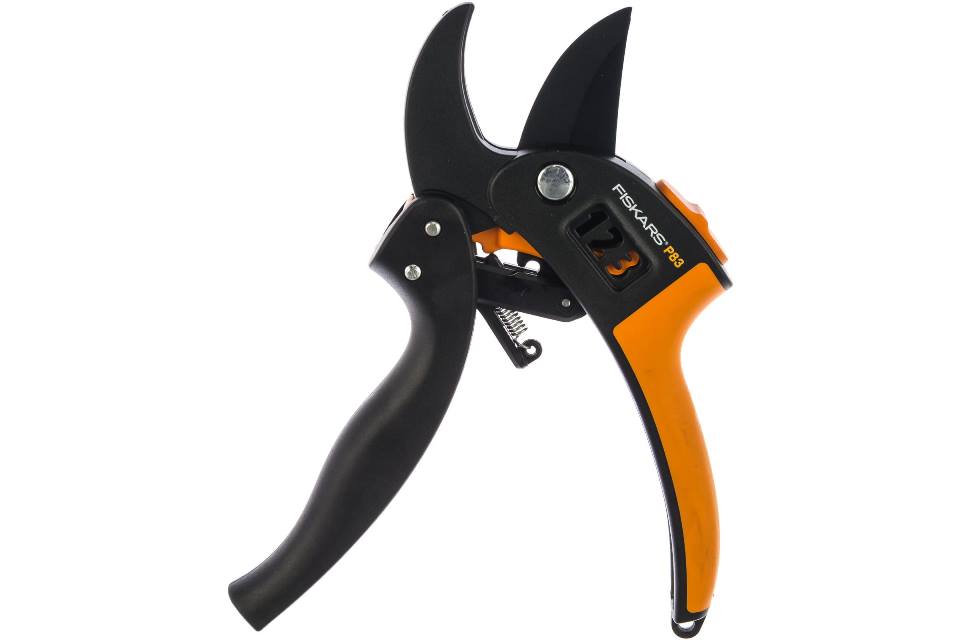 Секатор контактный Fiskars PowerStep P83 1000575