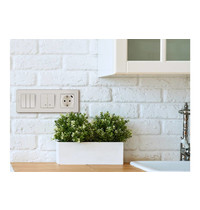 Рамка для розетки Legrand Inspiria 673951 (3-местная, слоновая кость)